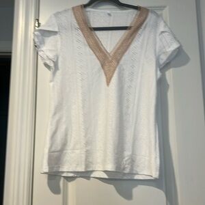 White cotton top with crochet neckline and crochet details
